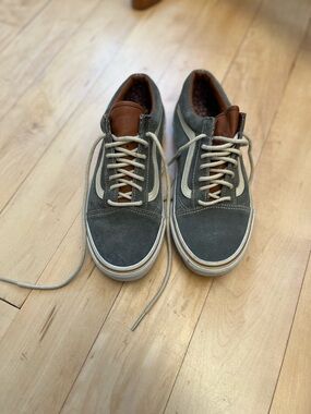 Vans Old Skool Skate Shoe - Suede Gray Size 8.5 Women - 9 Mens